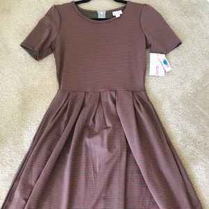 NWT Lularoe Small Amelia Dress